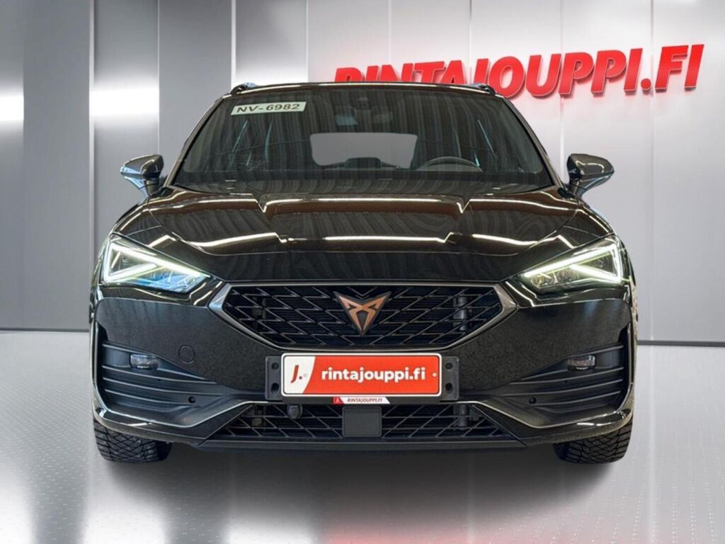 Cupra Leon Sportstourer 2024 Musta