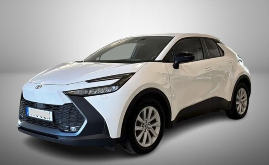 Toyota C-HR 2024 Valkoinen