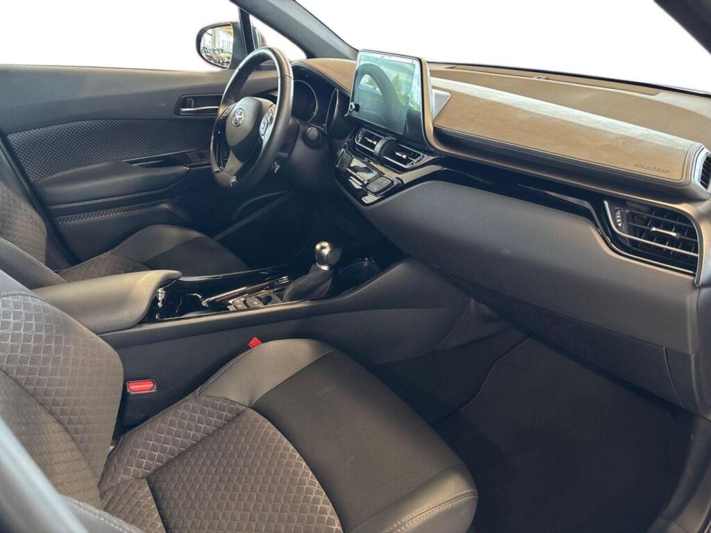 Toyota C-HR 2023 