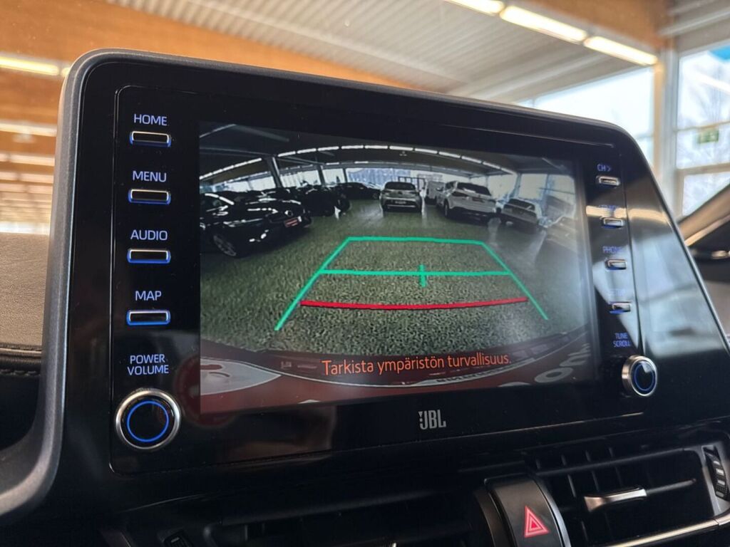 Toyota C-HR 2021 Punainen