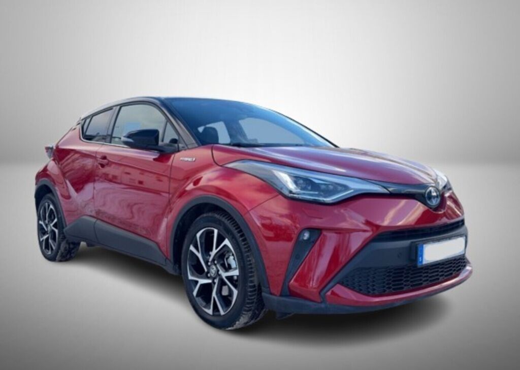 Toyota C-HR 2021 Punainen