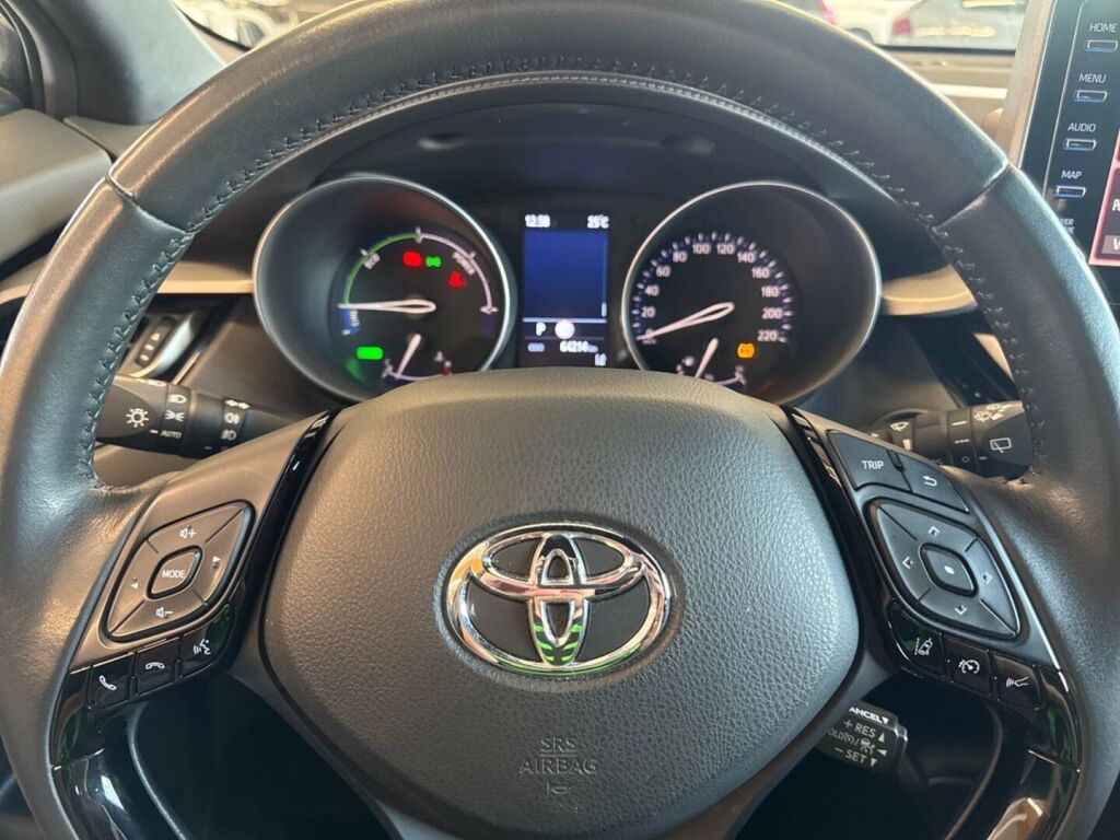 Toyota C-HR 2023 Musta