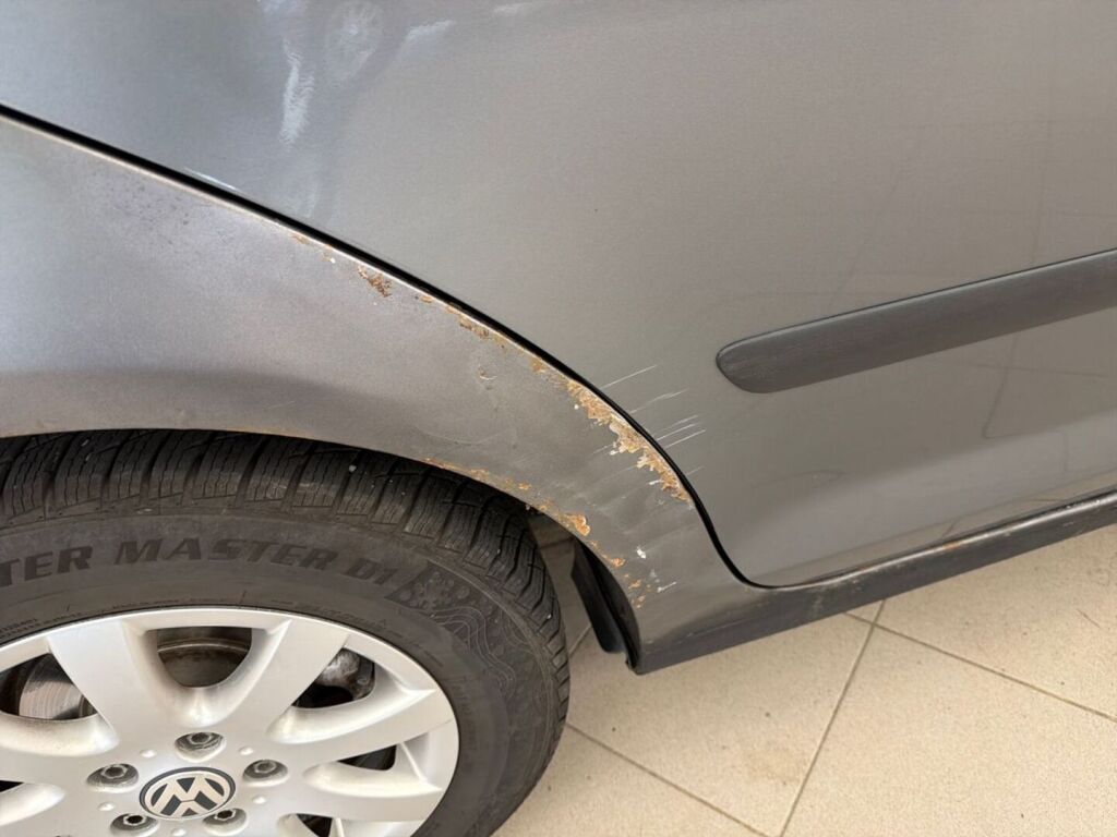 Volkswagen Golf 2005 Harmaa