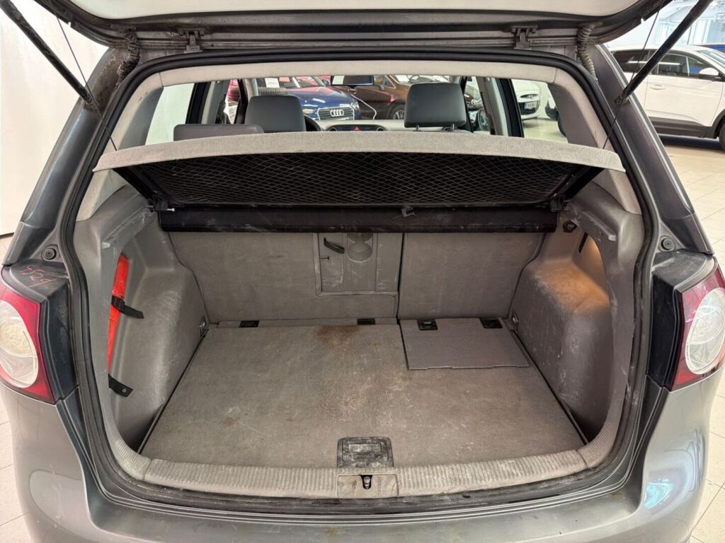 Volkswagen Golf 2005 Harmaa