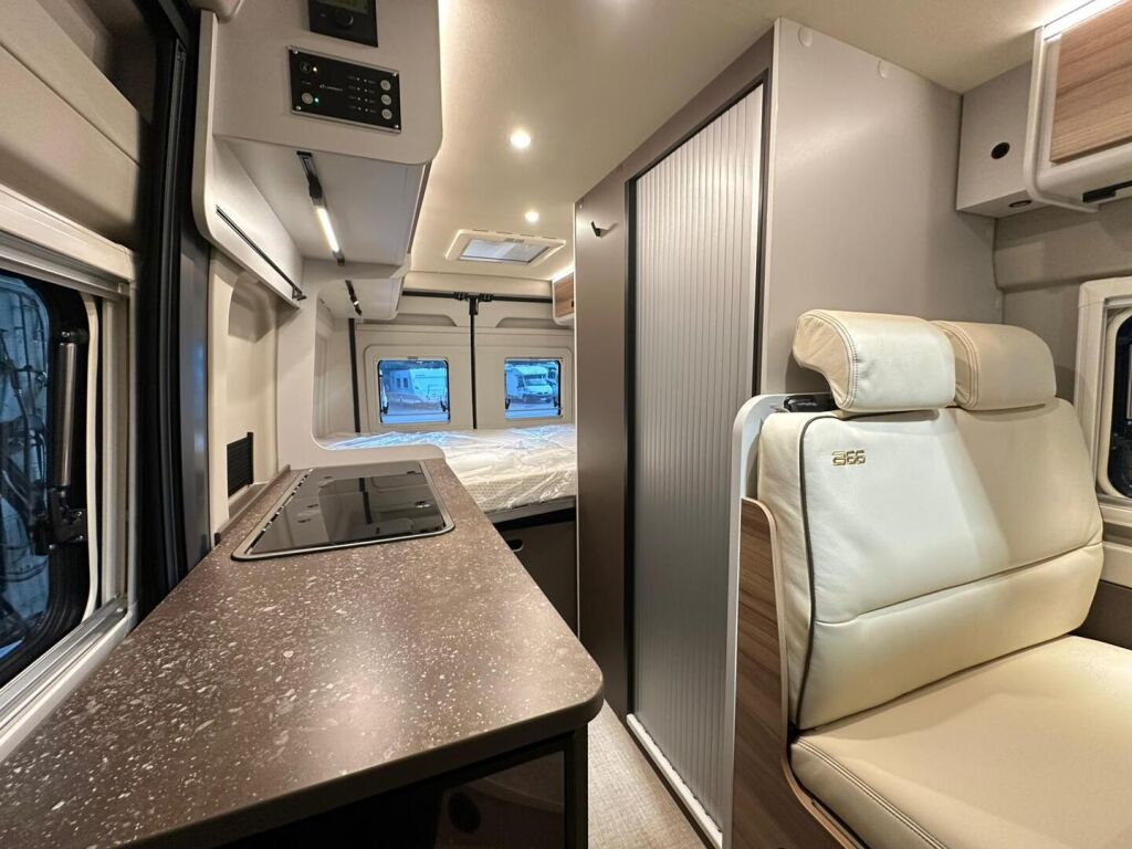 Bürstner B66 EDITION CAMPEO C 600 VAN 2026 Harmaa