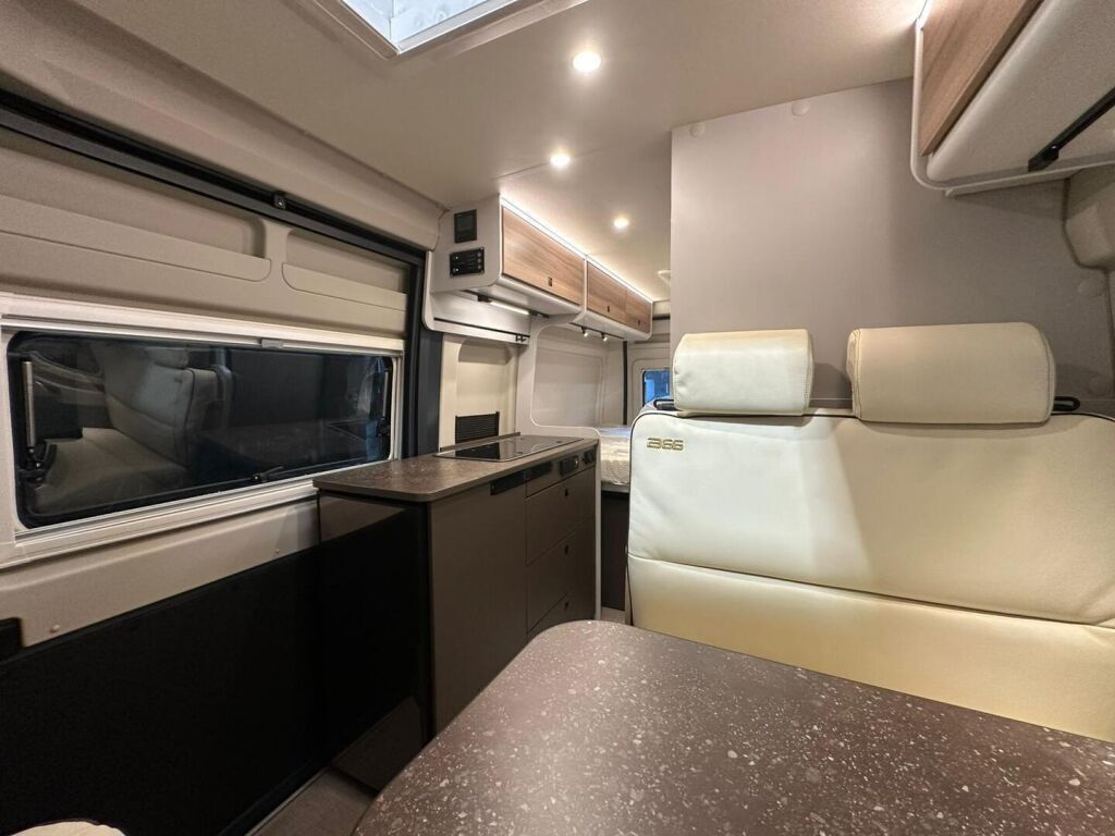 Bürstner B66 EDITION CAMPEO C 600 VAN 2026 Harmaa