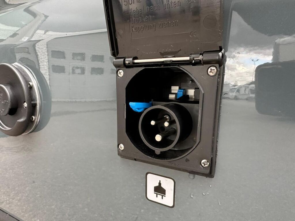 Bürstner B66 EDITION CAMPEO C 600 VAN 2026 Harmaa