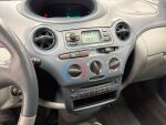 Toyota Yaris 2003 Vihreä