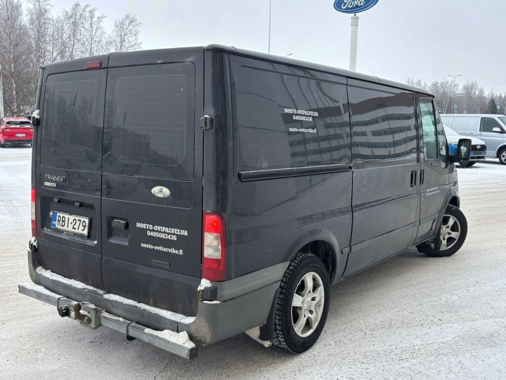 Ford Transit 2009 Musta