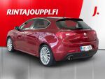 Alfa Romeo Giulietta 2011 Punainen