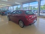 Alfa Romeo Giulietta 2011 Punainen