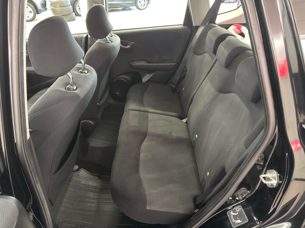 Honda Jazz 2010 Musta