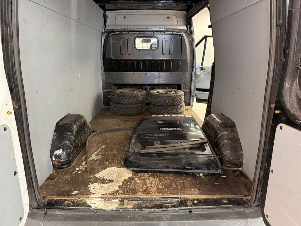 Ford Transit 2009 Musta