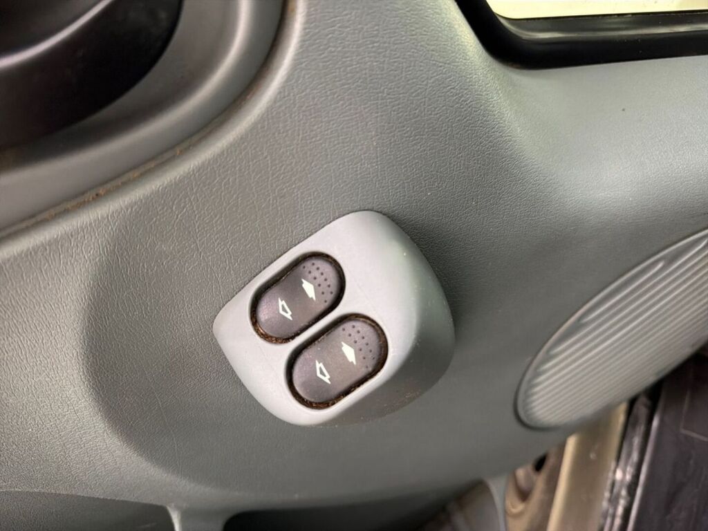 Ford Transit 2009 Musta