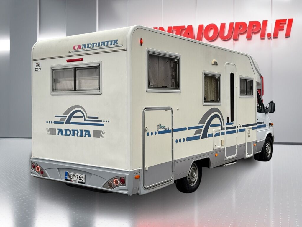 Adria STARGO 670 SP 2003 Valkoinen