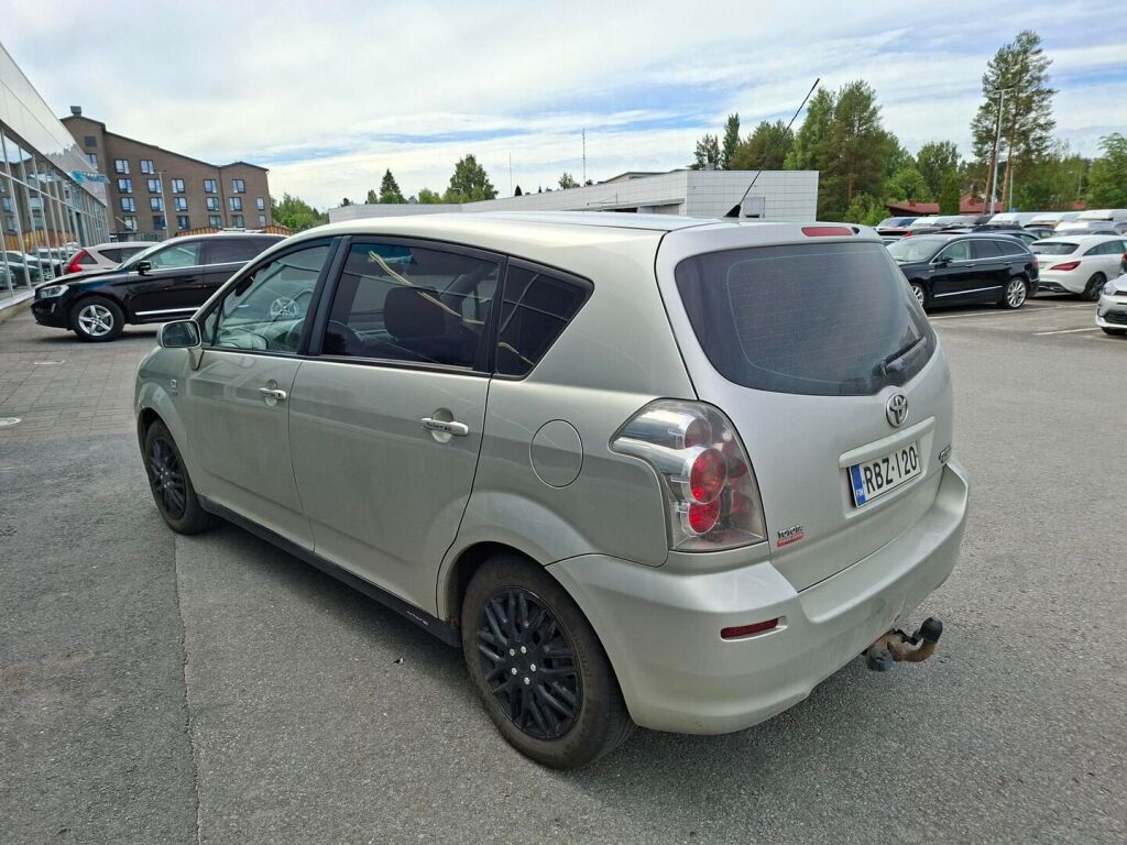 Toyota Corolla Verso 2004 Hopea