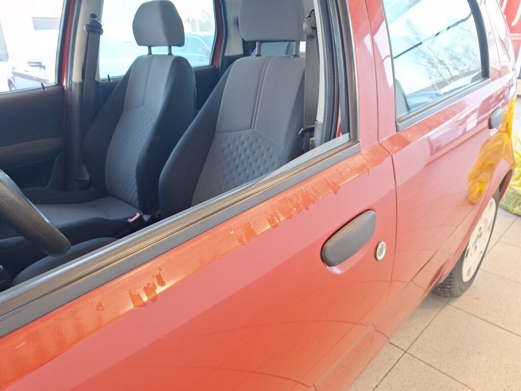 Fiat Punto 2005 Punainen