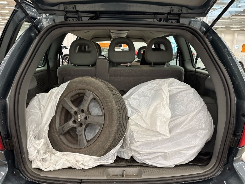 Chrysler Voyager 2007 Harmaa