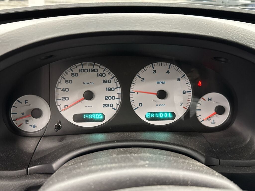 Chrysler Voyager 2007 Harmaa