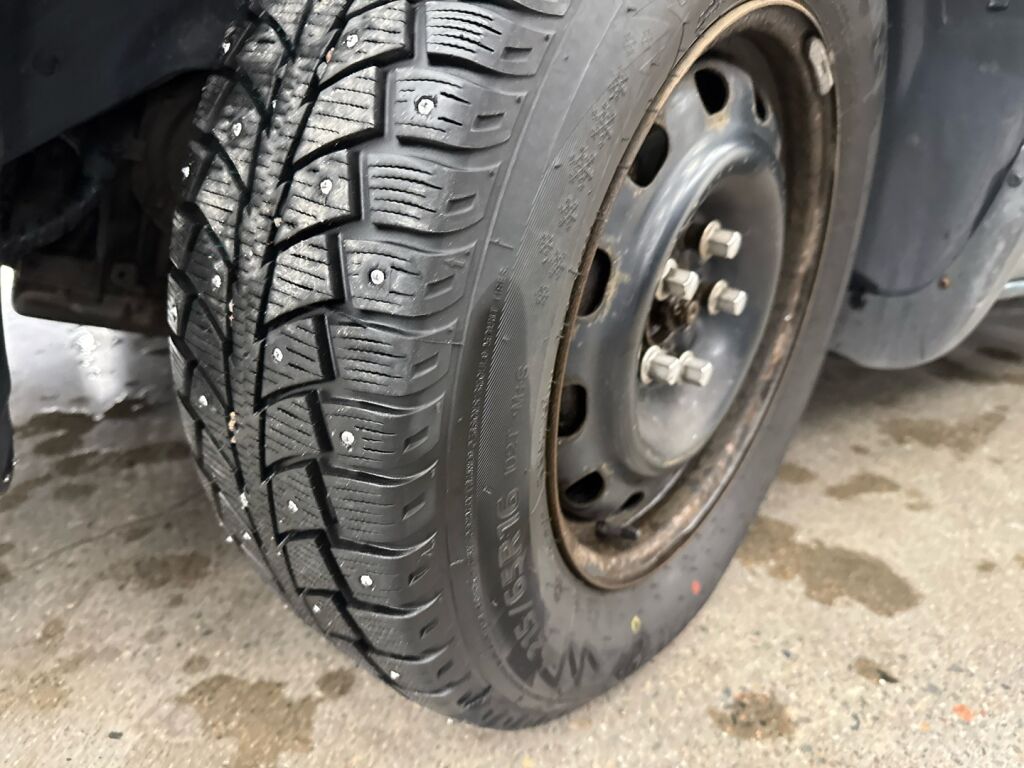 Chrysler Voyager 2007 Harmaa