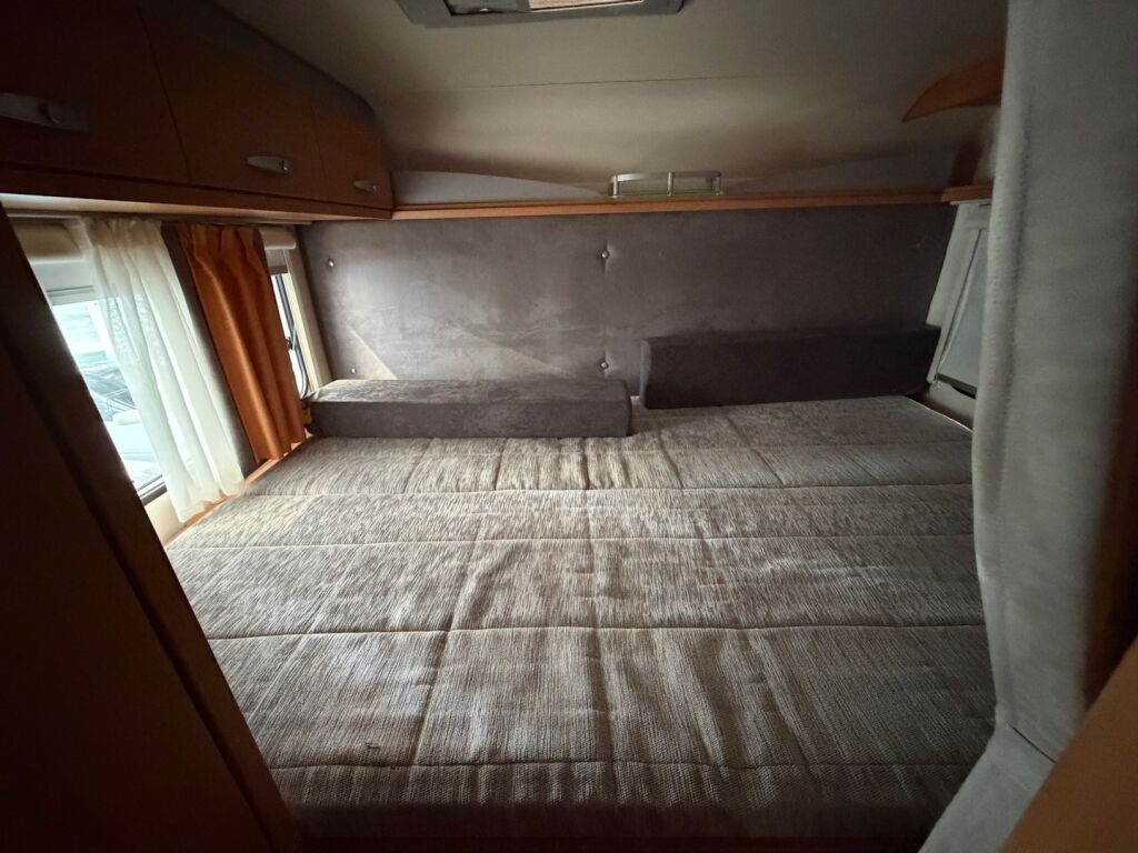 Knaus Sport Traveller 2007 Harmaa