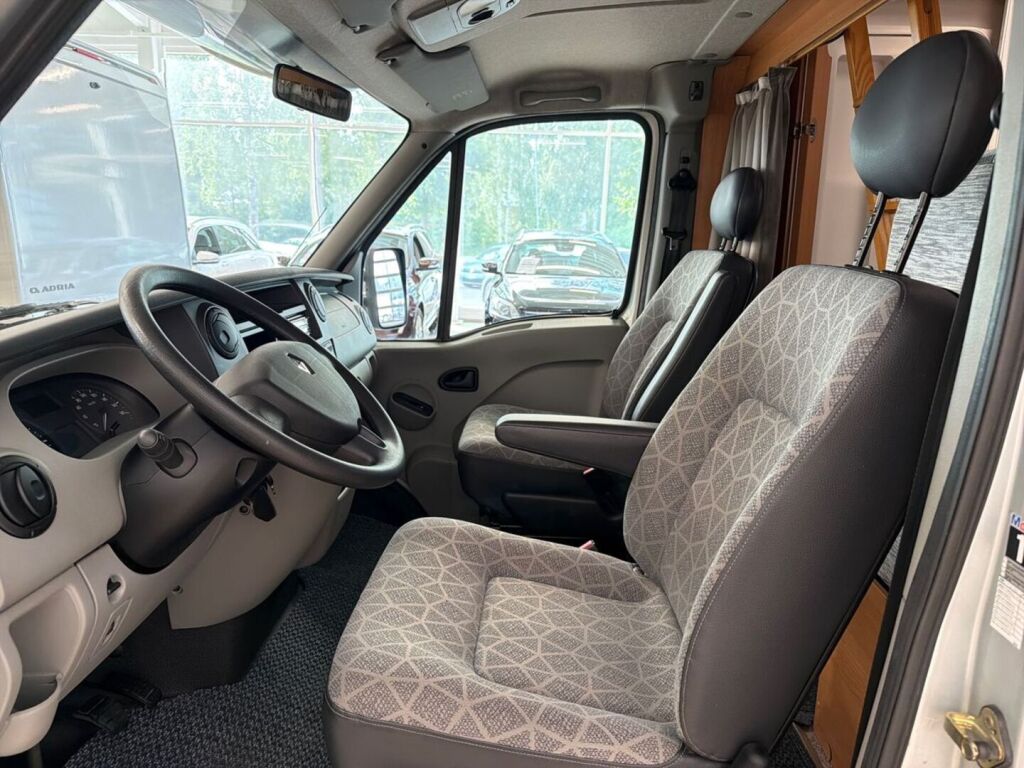 Knaus Sport Traveller 2007 Harmaa