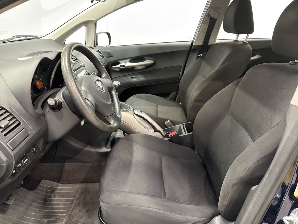 Toyota Auris 2008 Sininen