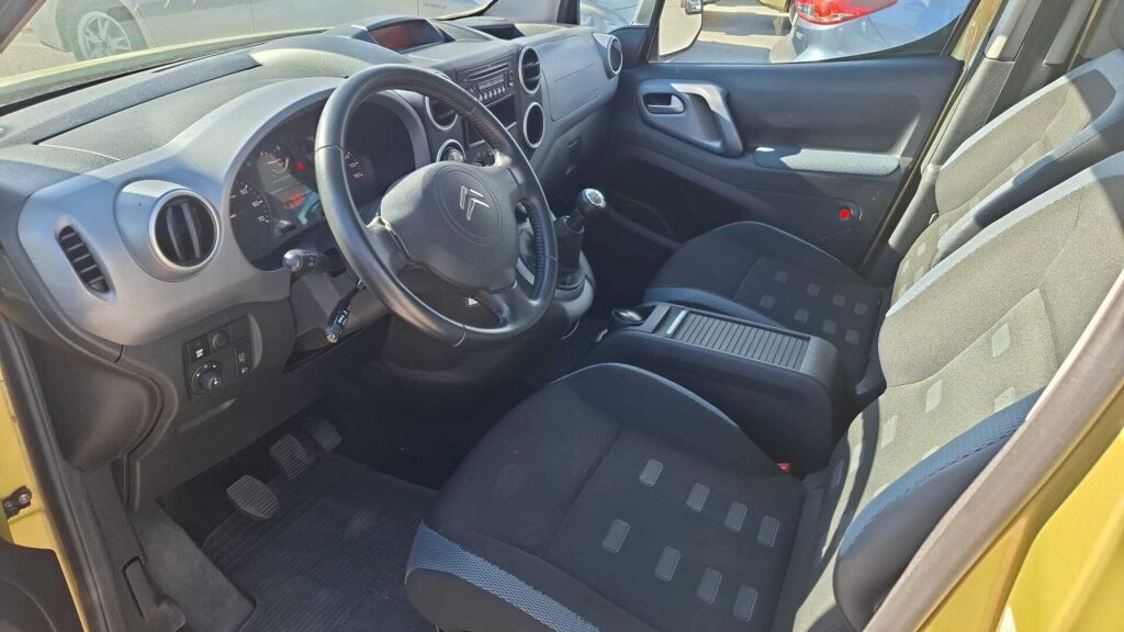 Citroen Berlingo 2009 Keltainen