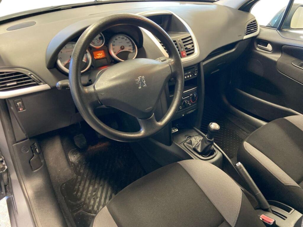 Peugeot 207 2009 Harmaa