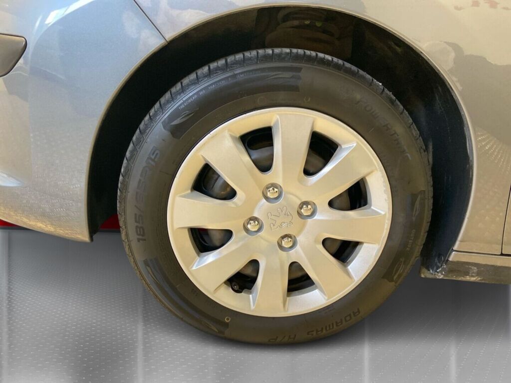 Peugeot 207 2009 Harmaa