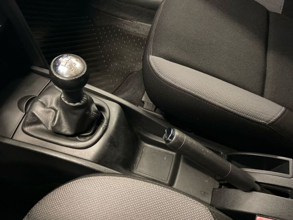 Peugeot 207 2009 Harmaa
