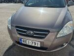 Kia Ceed 2009 Ruskea (beige)