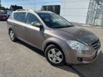 Kia Ceed 2009 Ruskea (beige)