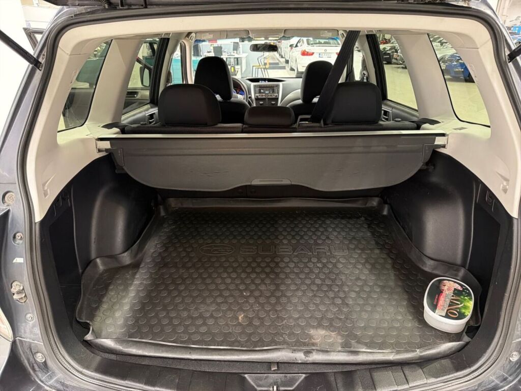 Subaru Forester 2009 Harmaa