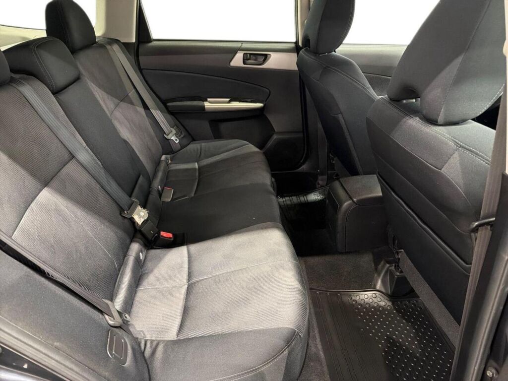 Subaru Forester 2009 Harmaa