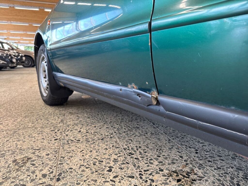 Audi A4 1997 Vihreä