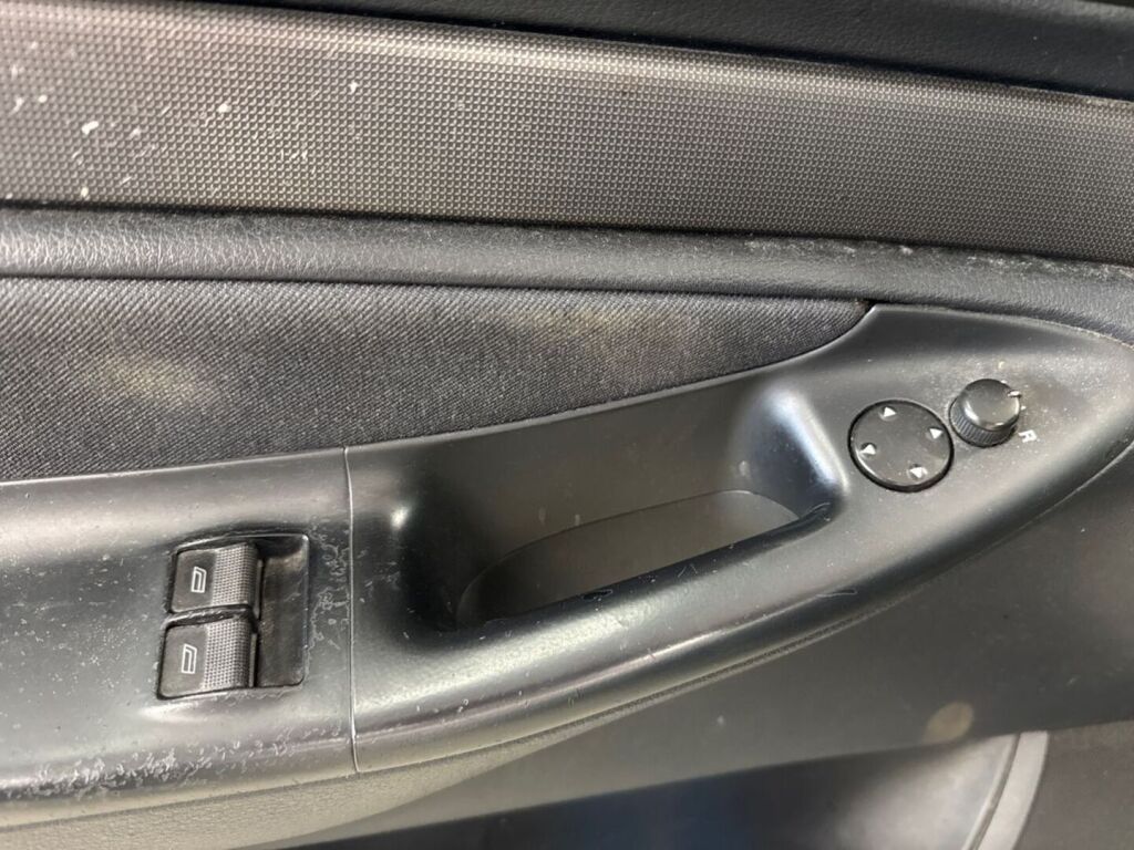 Audi A4 1997 Vihreä