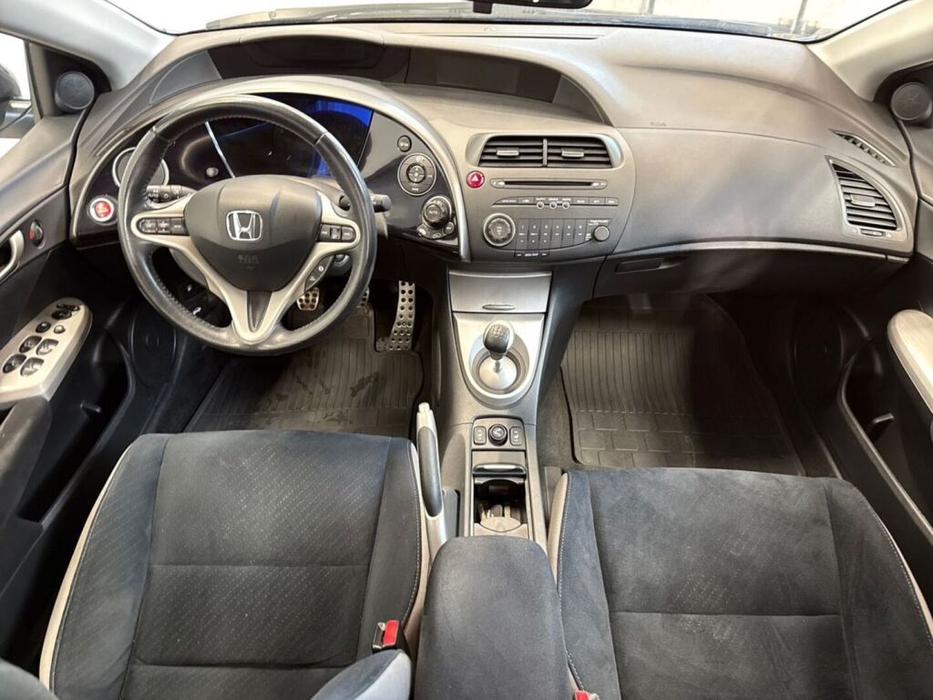 Honda Civic 2007 Musta