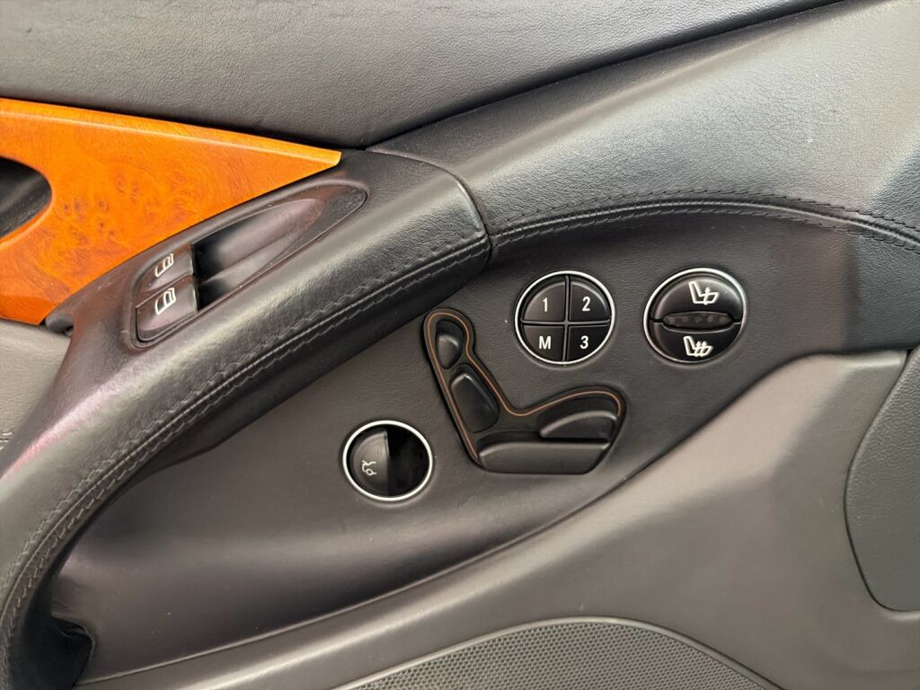 Mercedes-Benz SL 2002 Valkoinen