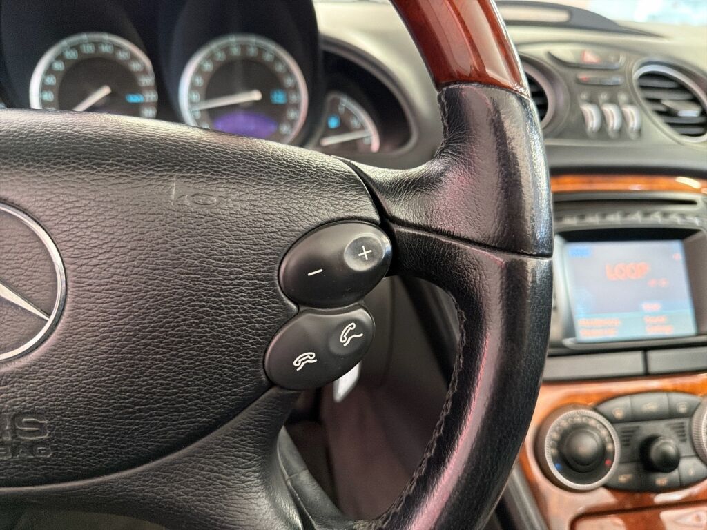 Mercedes-Benz SL 2002 Valkoinen