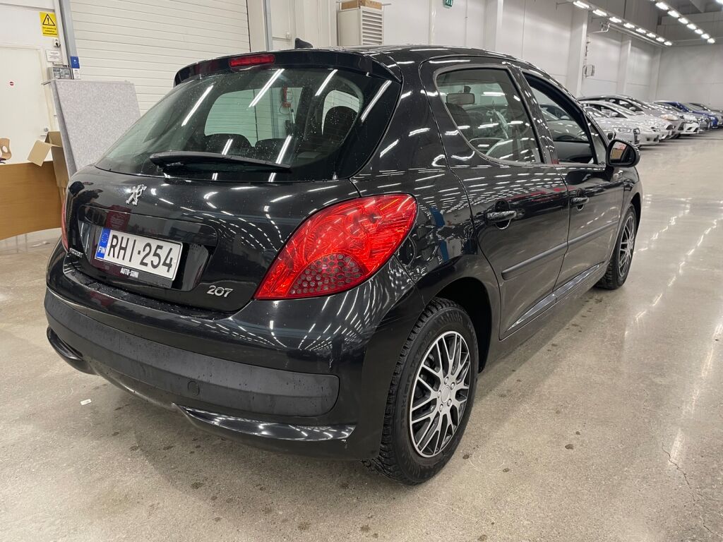 Peugeot 207 2008 Musta