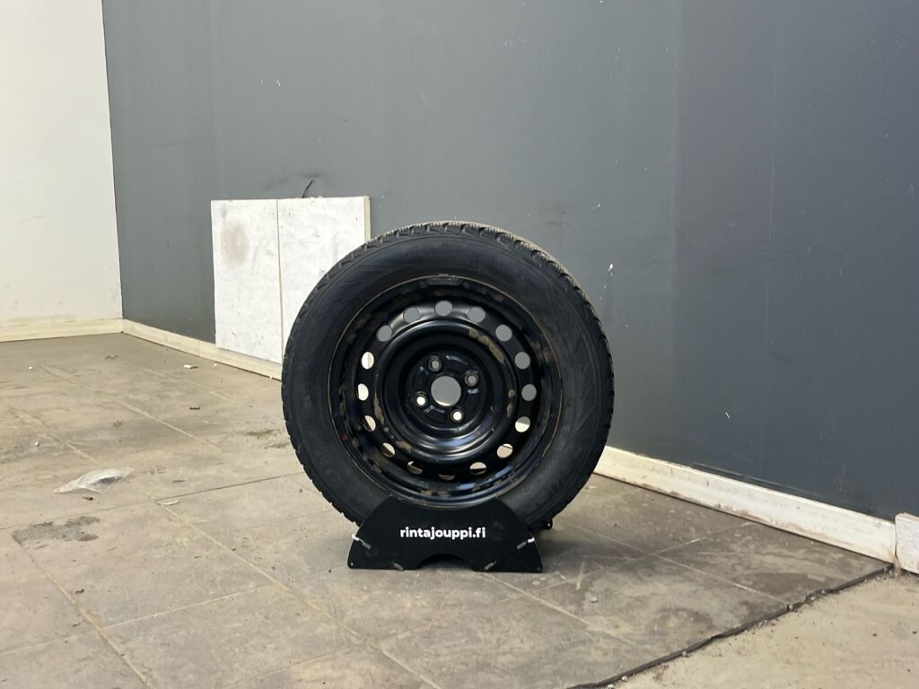 Toyota Yaris 2008 Punainen