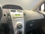 Toyota Yaris 2008 Punainen