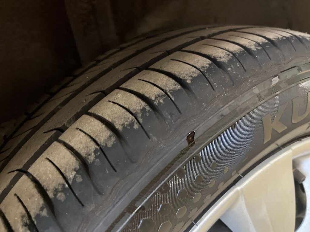 Toyota Yaris 2008 Punainen