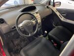 Toyota Yaris 2008 Punainen