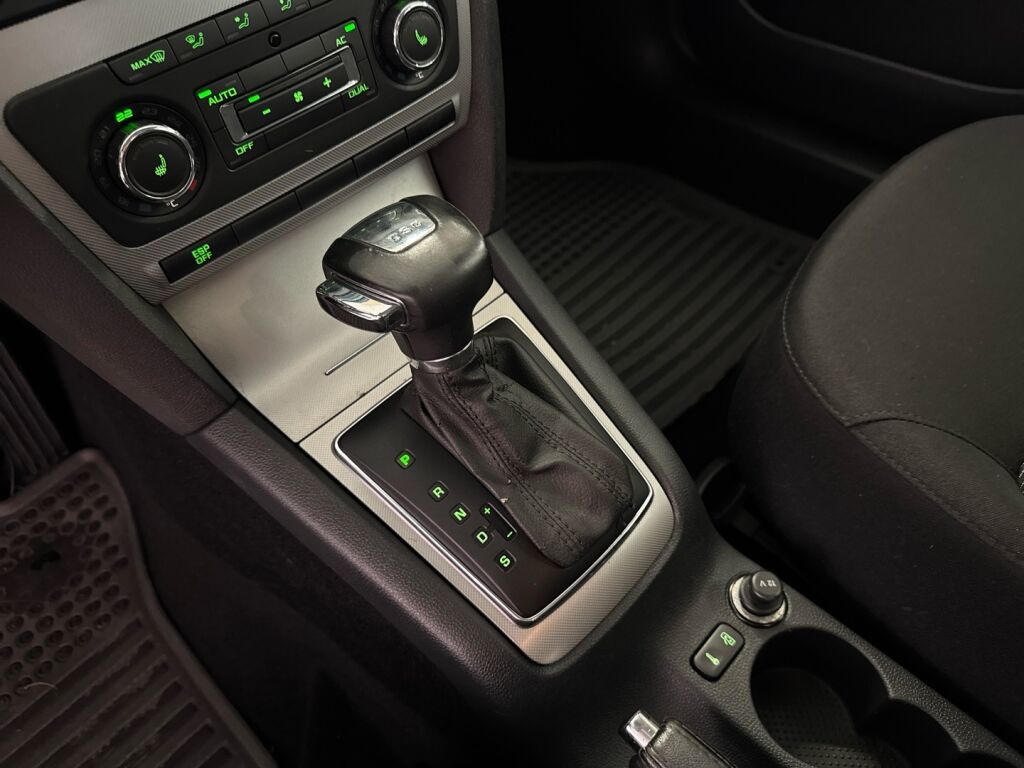 Skoda Octavia 2009 Vihreä