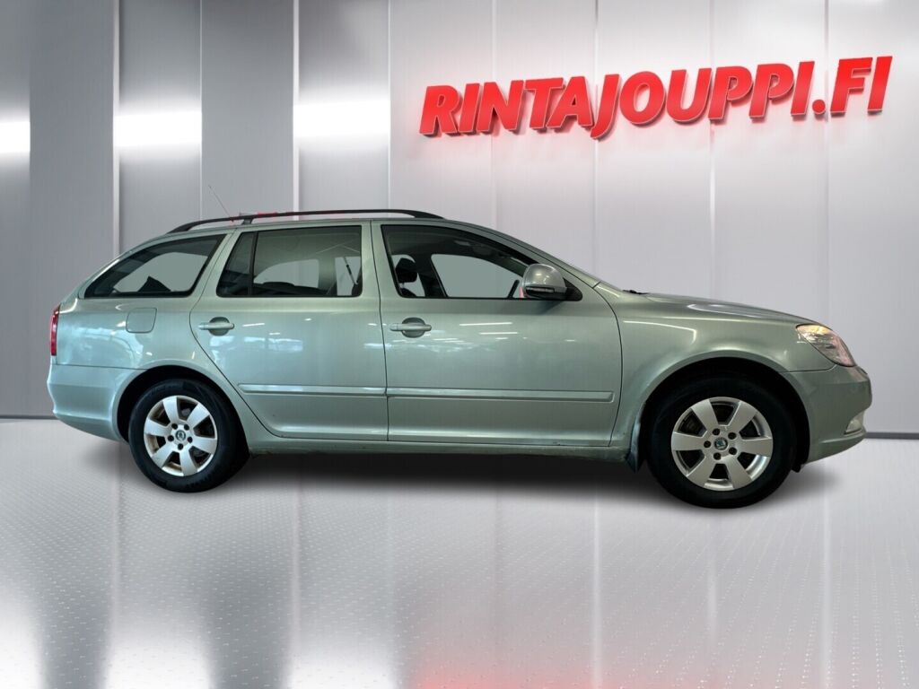 Skoda Octavia 2009 Vihreä