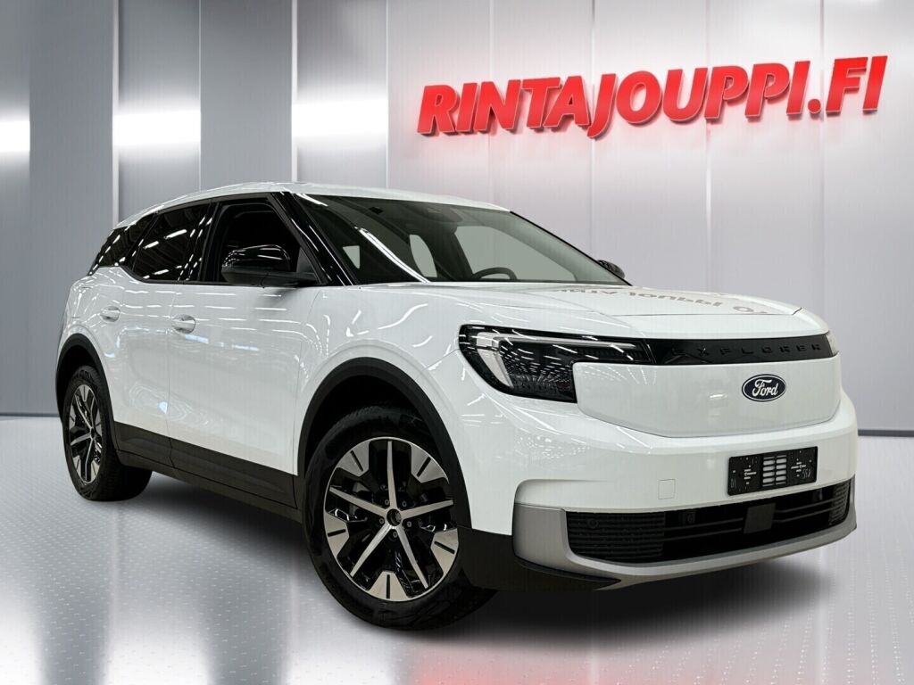 Ford Explorer 2026 Frozen White