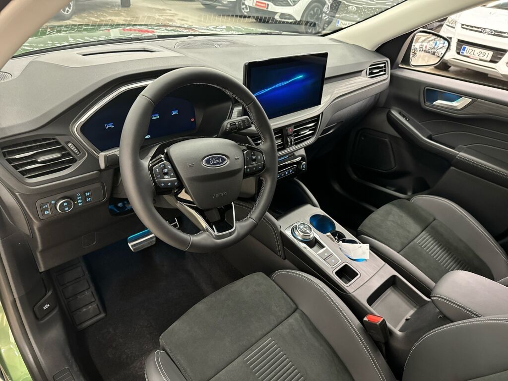 Ford Kuga 2026 Bursting Green