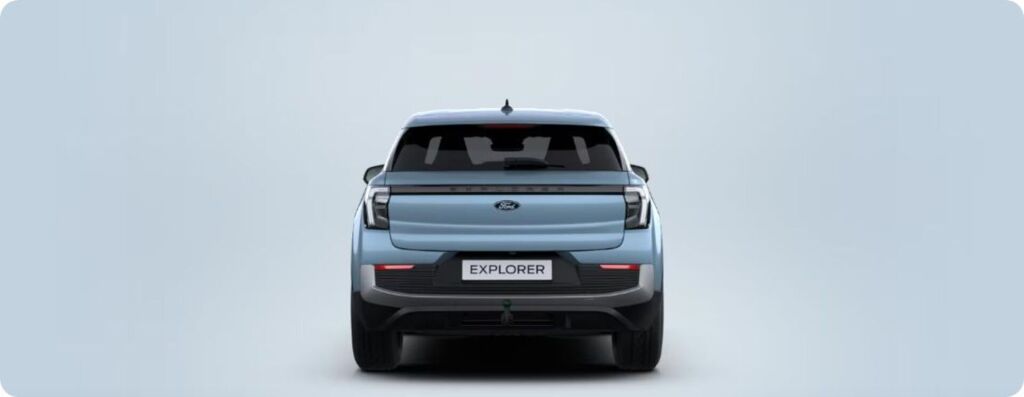 Ford Explorer 2026 Arctic Blue